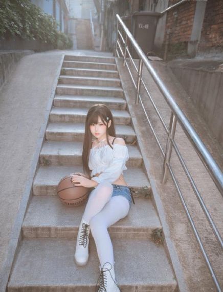婷婷午夜天成人动漫h-超清免费国语完整版